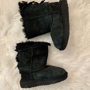 Bailey Bow II Toddler Ugg Boots Size 9 Black